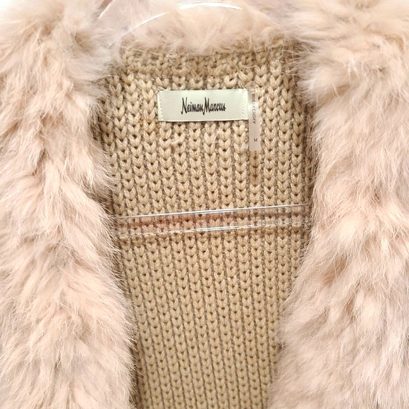 Neiman Marcus Rabbit Fur Vest Medium BNWT - Picture 2 of 10